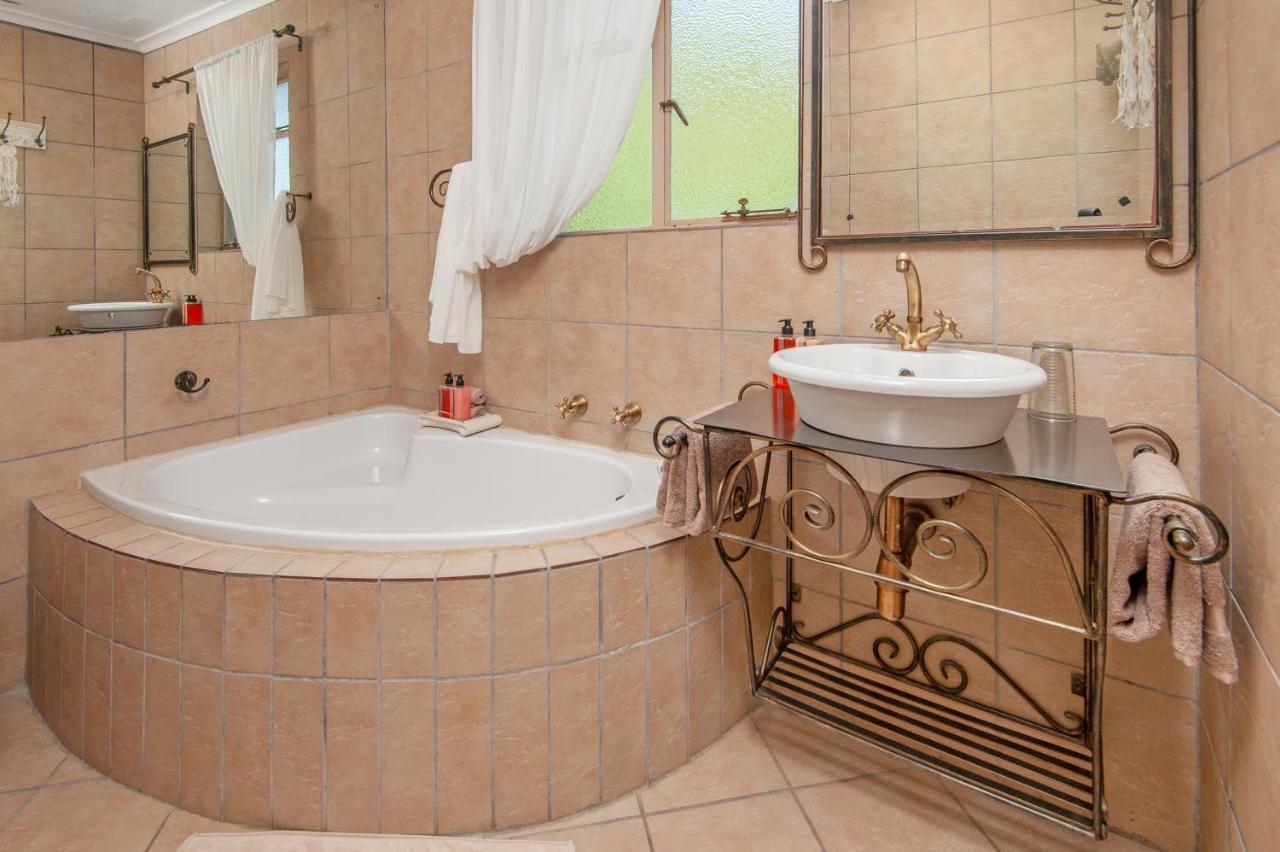 18 On Kloof Guest House Гордонс-Бэй Экстерьер фото